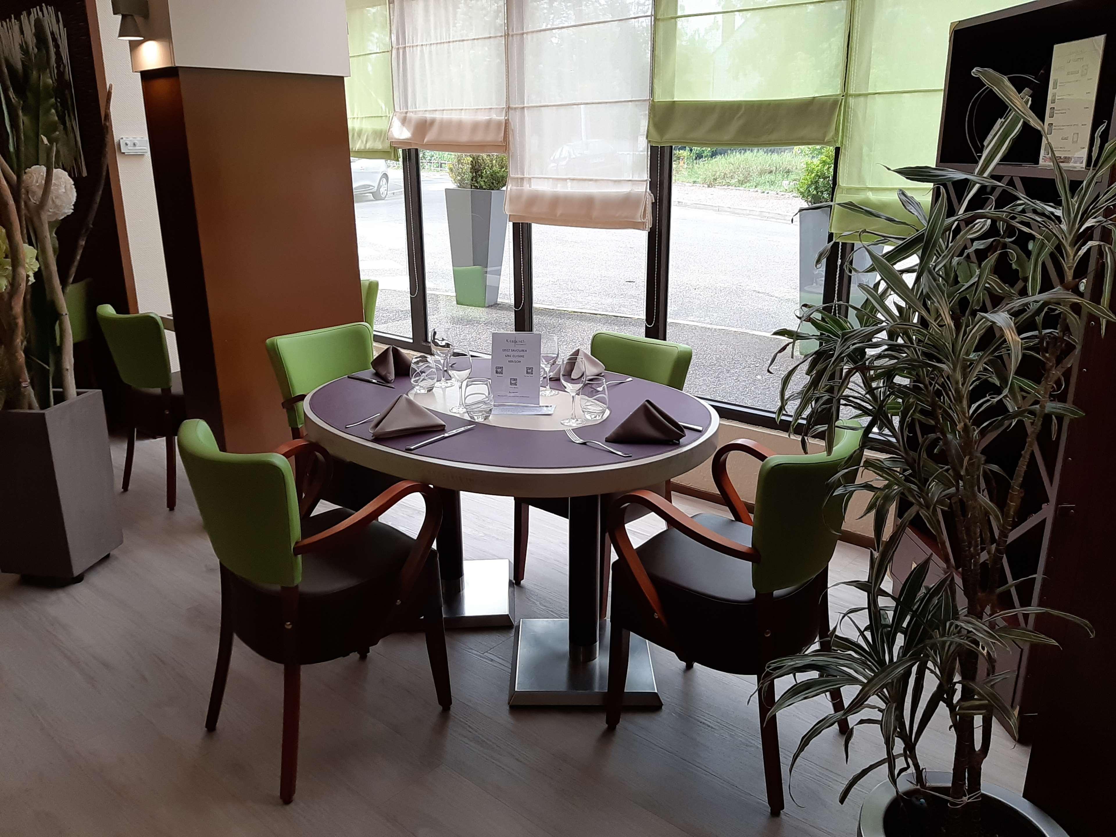 Kyriad Hotel Nevers Centre Экстерьер фото